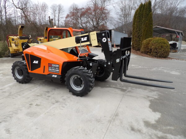 JLG 519 Telehandler - Image 3