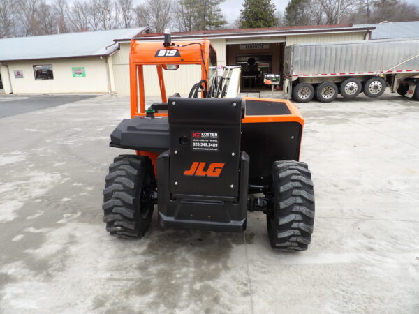 JLG 519 Telehandler - Image 4