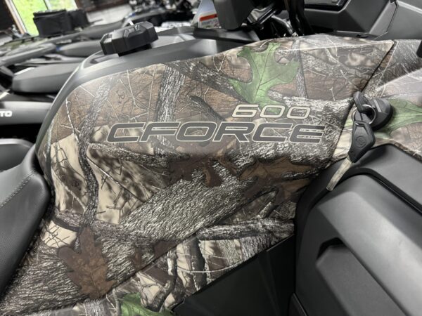 2025 CFORCE 600- TT CAMO - Image 2
