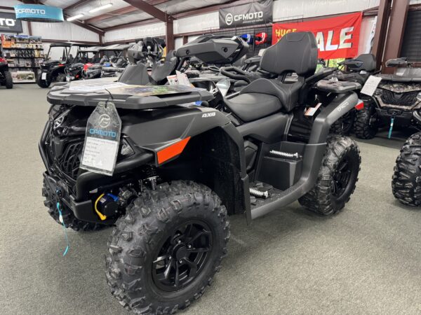2025 CFORCE 600 Touring- Nebula Black