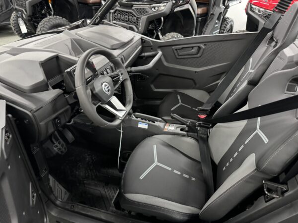 2025 ZFORCE 800 Trail- Nebula Black - Image 5