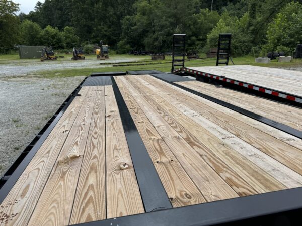 Sure-Trac 8.5x 20+5 HD LP Beavertail Deckover - Image 2